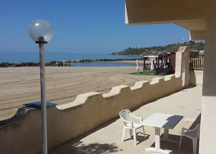 Lido Apartments